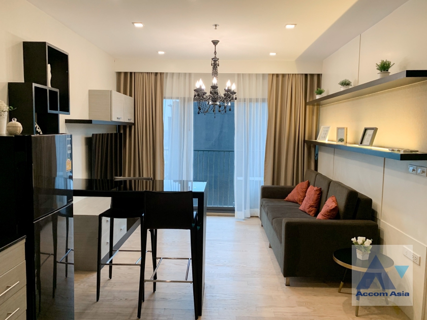  1 Bedroom  Condominium For Rent in Sukhumvit, Bangkok  near BTS Thong Lo (AA38652)