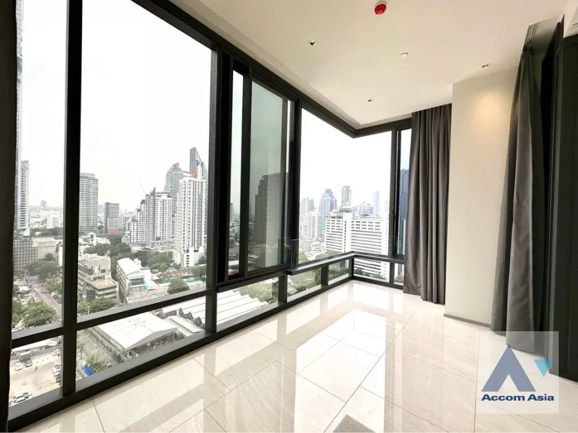  2 Bedrooms  Condominium For Sale in Silom, Bangkok  near BTS Chong Nonsi (AA38666)