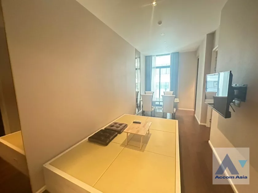  1 Bedroom  Condominium For Sale in Sukhumvit, Bangkok  near BTS Phrom Phong (AA38672)