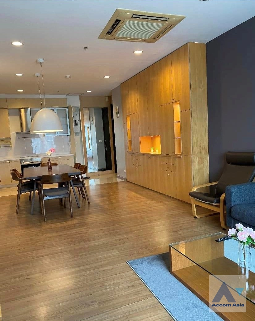  3 Bedrooms  Condominium For Rent in Sukhumvit, Bangkok  near BTS Asok - MRT Sukhumvit (AA38700)