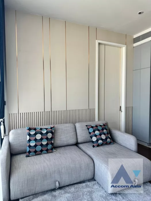  1 Bedroom  Condominium For Rent in Sukhumvit, Bangkok  near BTS Phrom Phong (AA38701)