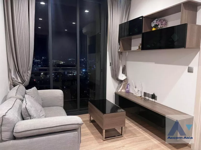  1  2 br Condominium For Sale in Phaholyothin ,Bangkok BTS Saphan-Kwai at THE LINE Phahon-Pradipat AA38714