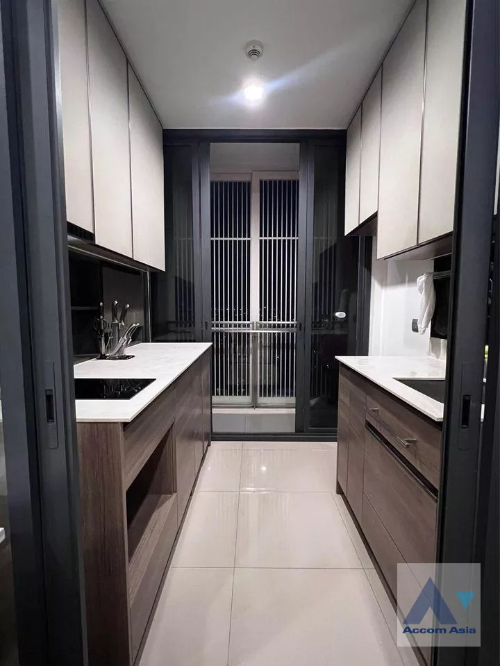 5  2 br Condominium For Sale in Phaholyothin ,Bangkok BTS Saphan-Kwai at THE LINE Phahon-Pradipat AA38714