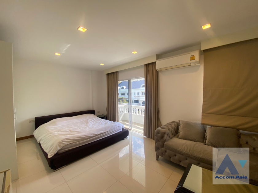 8  4 br Townhouse For Sale in Sukhumvit ,Bangkok BTS Asok - MRT Sukhumvit at Kiarti Thanee City AA38715