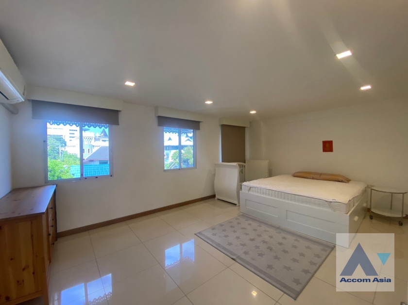 17  4 br Townhouse For Sale in Sukhumvit ,Bangkok BTS Asok - MRT Sukhumvit at Kiarti Thanee City AA38715