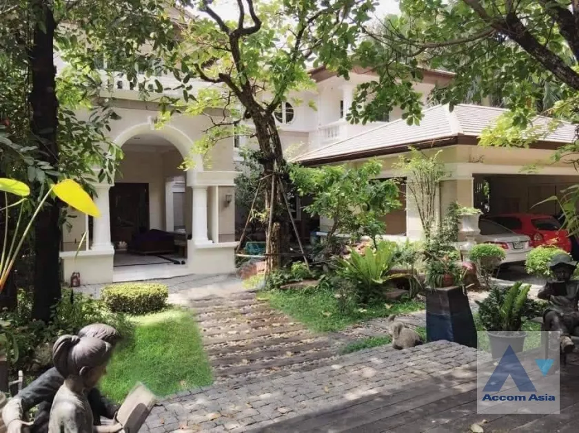  1  4 br House For Sale in Phaholyothin ,Bangkok  at Ladawan Ramintra Km.2 AA38719