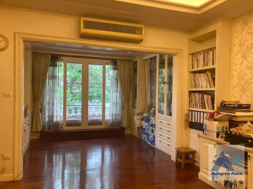 6  4 br House For Sale in Phaholyothin ,Bangkok  at Ladawan Ramintra Km.2 AA38719