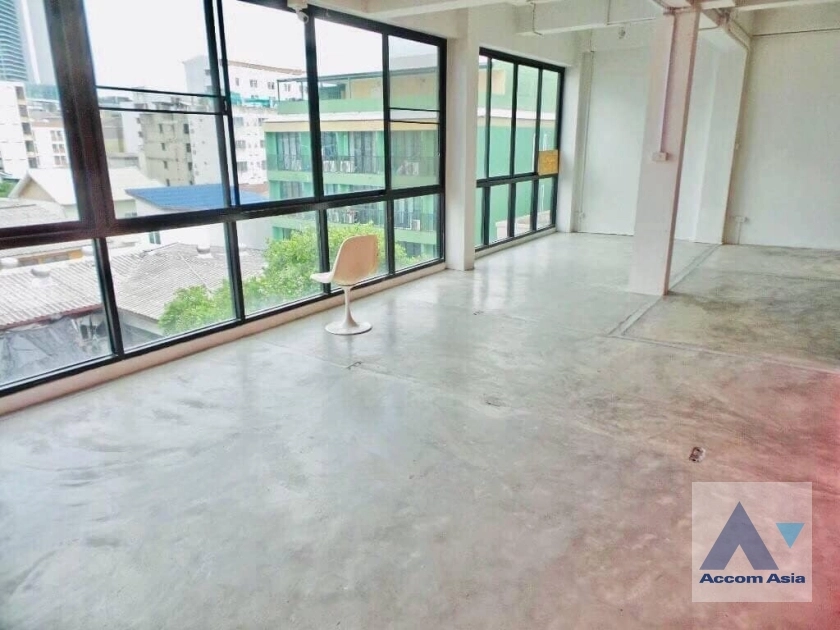  2  Building for rent and sale in ratchadapisek ,Bangkok MRT Thailand Cultural Center AA38741