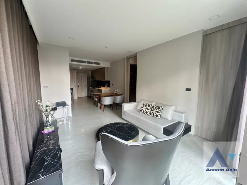  2 Bedrooms  Condominium For Rent in Sukhumvit, Bangkok  near BTS Asok - MRT Sukhumvit (AA38748)