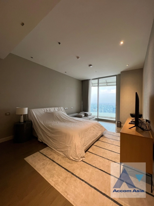 18  3 br Apartment For Rent in Ploenchit ,Bangkok BTS Ratchadamri at Luxury Service Residence AA38752