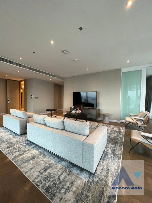 7  3 br Apartment For Rent in Ploenchit ,Bangkok BTS Ratchadamri at Luxury Service Residence AA38752