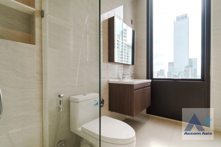 17  2 br Condominium For Rent in Ploenchit ,Bangkok BTS Ploenchit at MUNIQ Langsuan AA38770