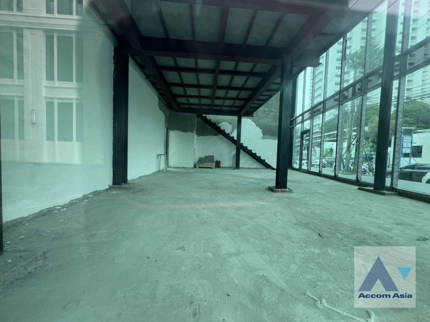  Retail / showroom For Rent in Sukhumvit, Bangkok  near BTS Thong Lo (AA38779)