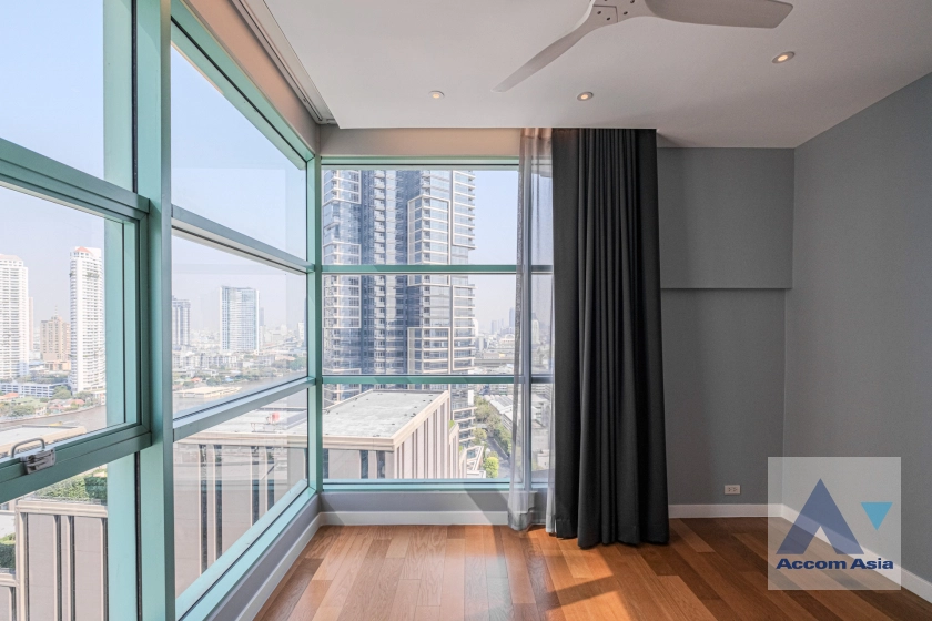 22  4 br Condominium For Rent in Rama 3 ,Bangkok BTS Saphan Taksin at Chatrium Riverside AA38822