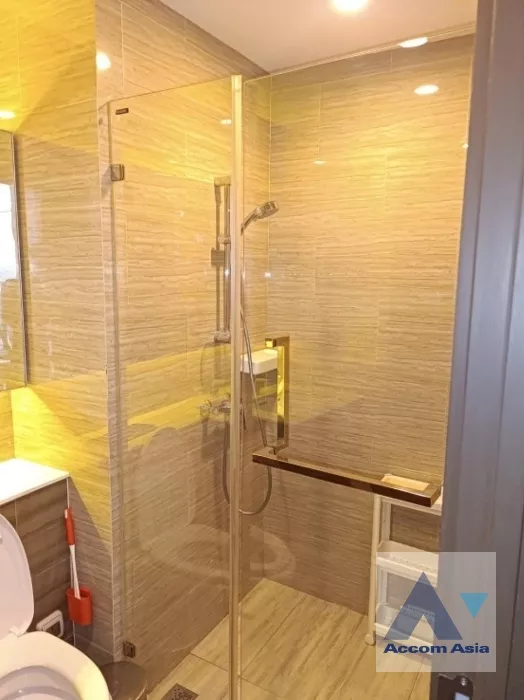 8  2 br Condominium For Sale in Sukhumvit ,Bangkok BTS Punnawithi at Whizdom Essence Sukhumvit AA38823