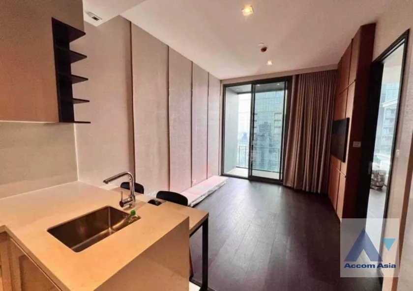  1 Bedroom  Condominium For Rent in Sukhumvit, Bangkok  near BTS Phrom Phong (AA38826)