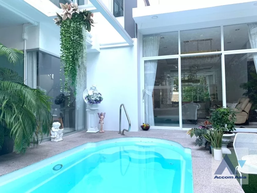 22  3 br Townhouse For Sale in Ratchadapisek ,Bangkok  at B Square Rama 9 AA38832