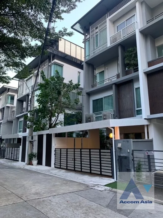 27  3 br Townhouse For Sale in Ratchadapisek ,Bangkok  at B Square Rama 9 AA38832