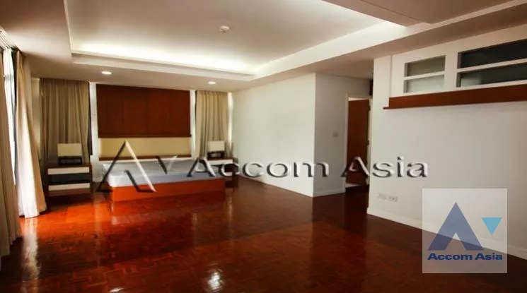 Pet friendly |  3 Bedrooms  Apartment For Rent in Sukhumvit, Bangkok  near BTS Phrom Phong (AA38839)