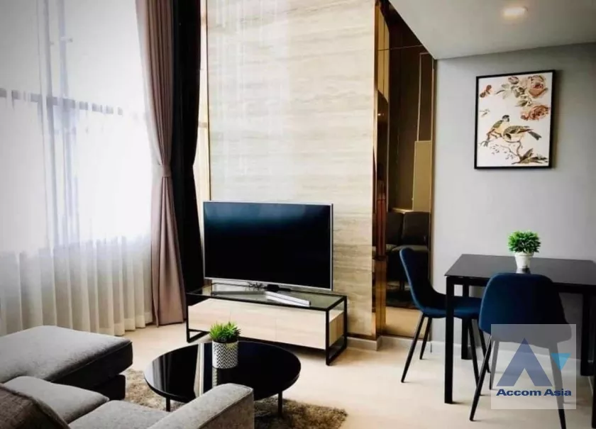  1 Bedroom  Condominium For Rent in Sathorn, Bangkok  near BTS Chong Nonsi (AA38845)