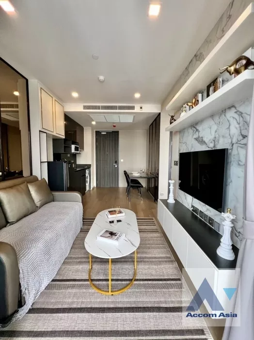  2 Bedrooms  Condominium For Rent in Sukhumvit, Bangkok  near BTS Asok - MRT Sukhumvit (AA38857)