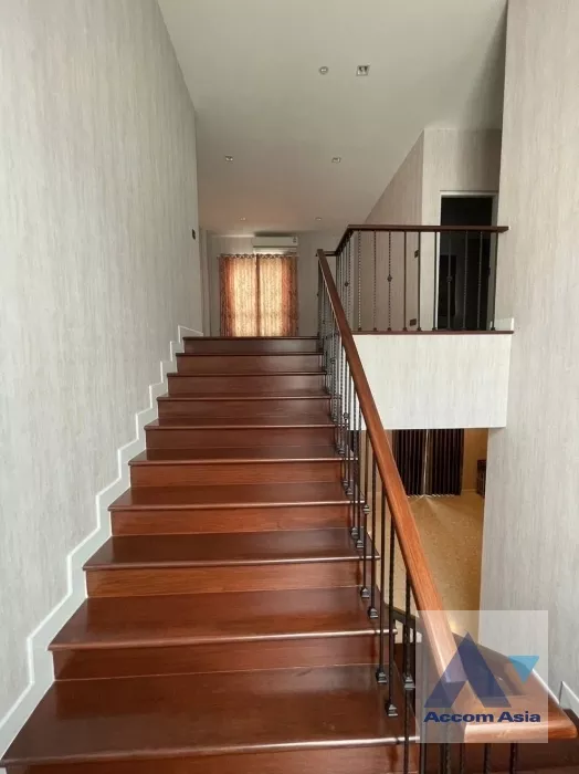 18  4 br House For Sale in Samutprakan ,Samutprakan BTS Bearing at Grand Bangkok Boulevard Sukhumvit AA38863