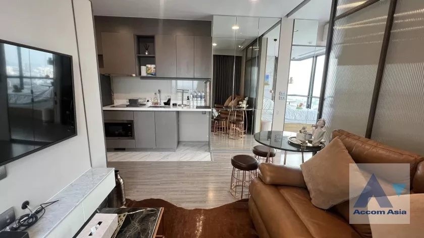  1 Bedroom  Condominium For Rent in Sukhumvit, Bangkok  near BTS Ekkamai (AA38866)