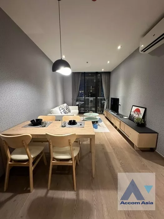  2 Bedrooms  Condominium For Rent in Sukhumvit, Bangkok  near BTS Phrom Phong (AA38893)