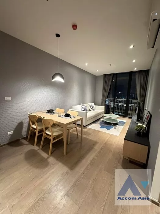  2 Bedrooms  Condominium For Rent in Sukhumvit, Bangkok  near BTS Phrom Phong (AA38893)