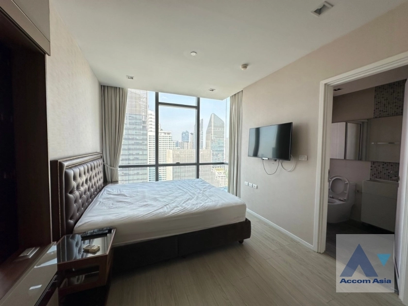 Duplex Condo |  2 Bedrooms  Condominium For Rent in Sukhumvit, Bangkok  near BTS Asok (AA38907)
