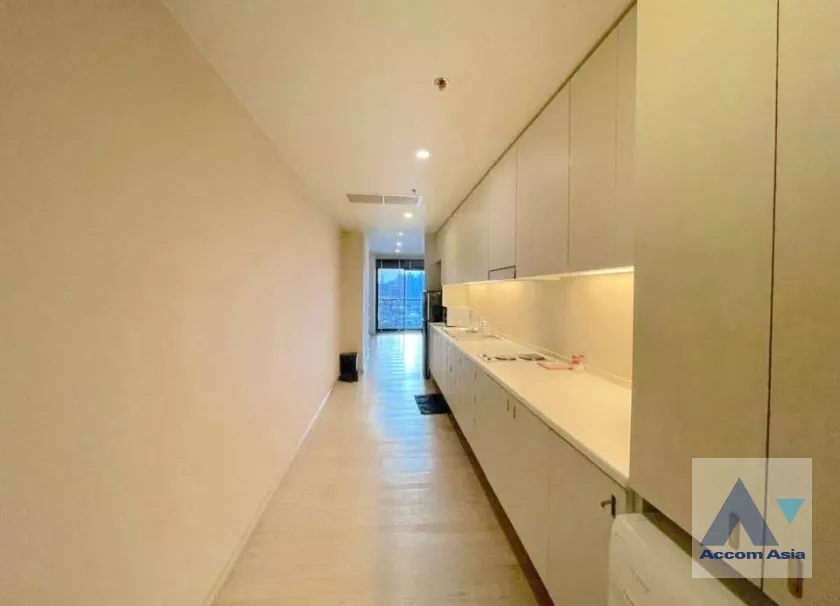  1 Bedroom  Condominium For Rent in Sukhumvit, Bangkok  near BTS Thong Lo (AA38911)