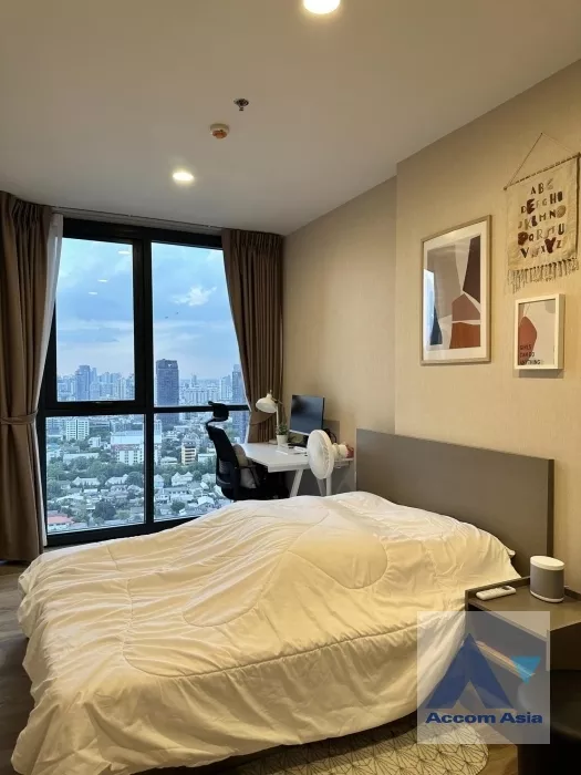  1 Bedroom  Condominium For Rent in Sukhumvit, Bangkok  near BTS Thong Lo (AA38912)