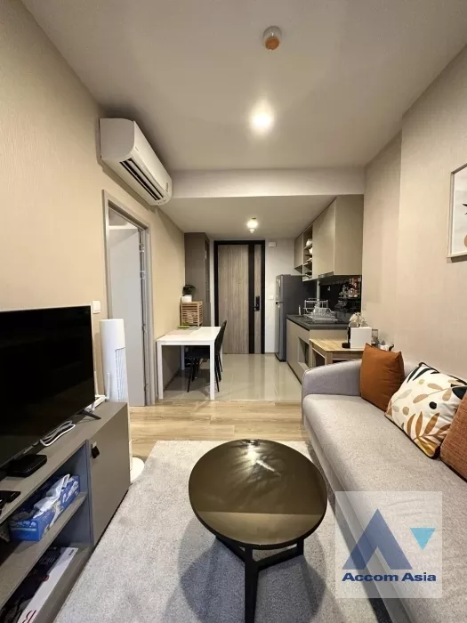  1 Bedroom  Condominium For Rent in Sukhumvit, Bangkok  near BTS Thong Lo (AA38912)