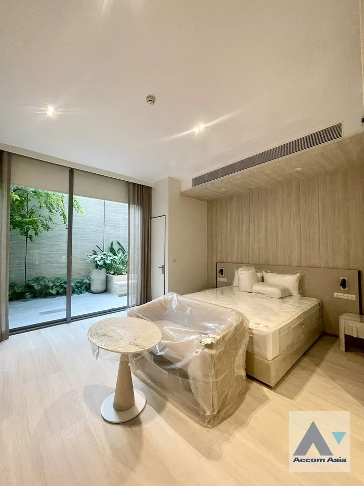  1 Bedroom  Condominium For Rent in Sukhumvit, Bangkok  near BTS Phrom Phong (AA38942)