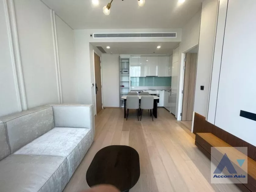  1 Bedroom  Condominium For Rent in Silom, Bangkok  near BTS Chong Nonsi (AA38980)