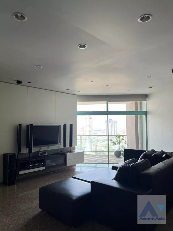  Chatrium Riverside Condominium  2 Bedroom for Rent BTS Saphan Taksin in Rama3 Bangkok