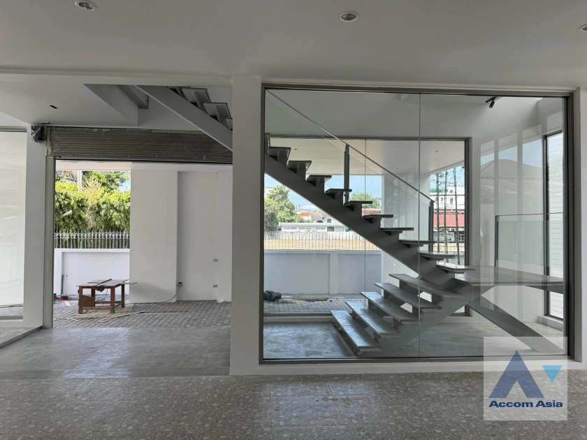 6  House for rent and sale in Bang Na ,Bangkok BTS Udomsuk AA38994