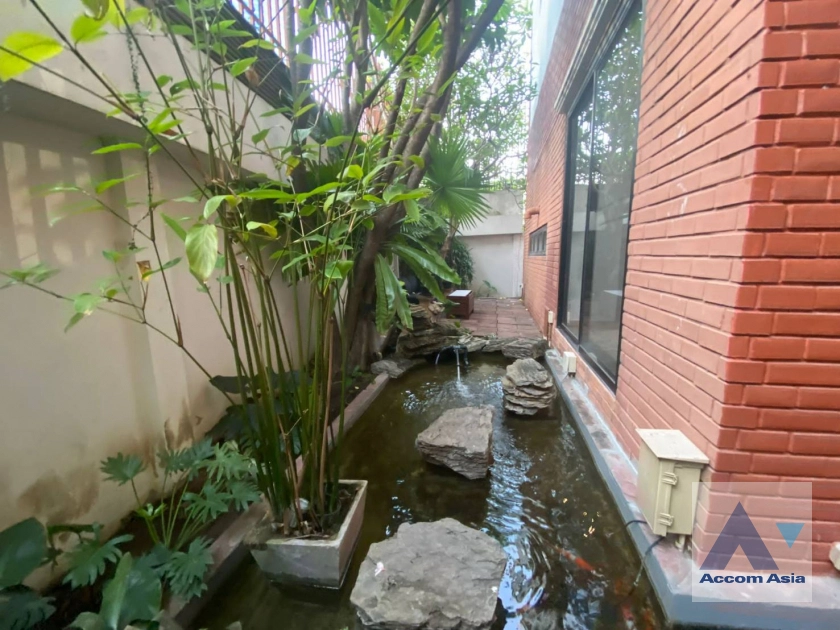 20  3 br Townhouse For Sale in Sukhumvit ,Bangkok BTS Phrom Phong at Villa 49 AA38996