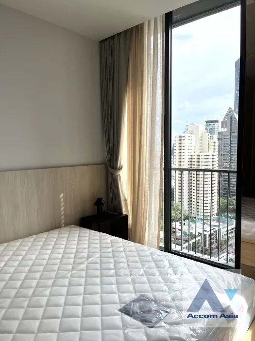  1 Bedroom  Condominium For Rent in Sukhumvit, Bangkok  near BTS Phrom Phong (AA39009)