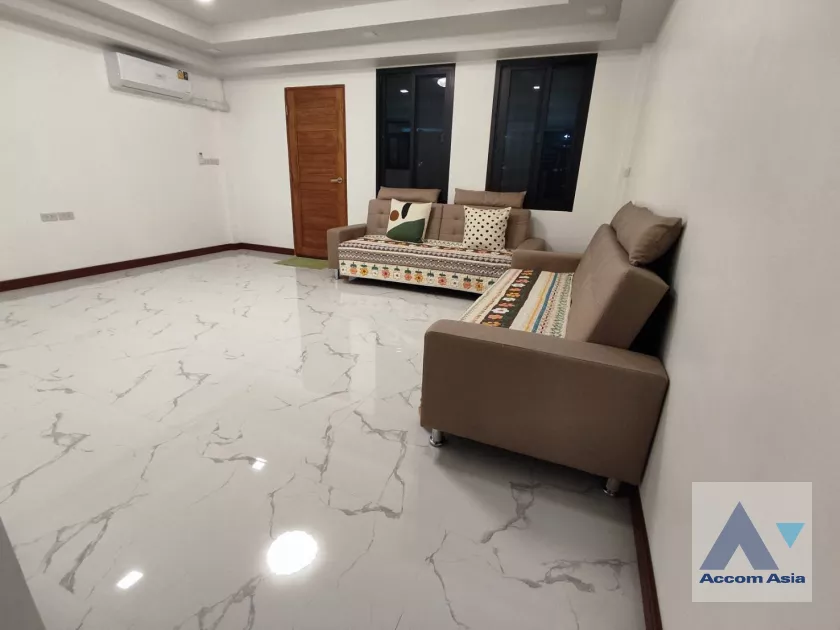  1  2 br Townhouse For Sale in bangna ,Bangkok BTS Udomsuk AA39049