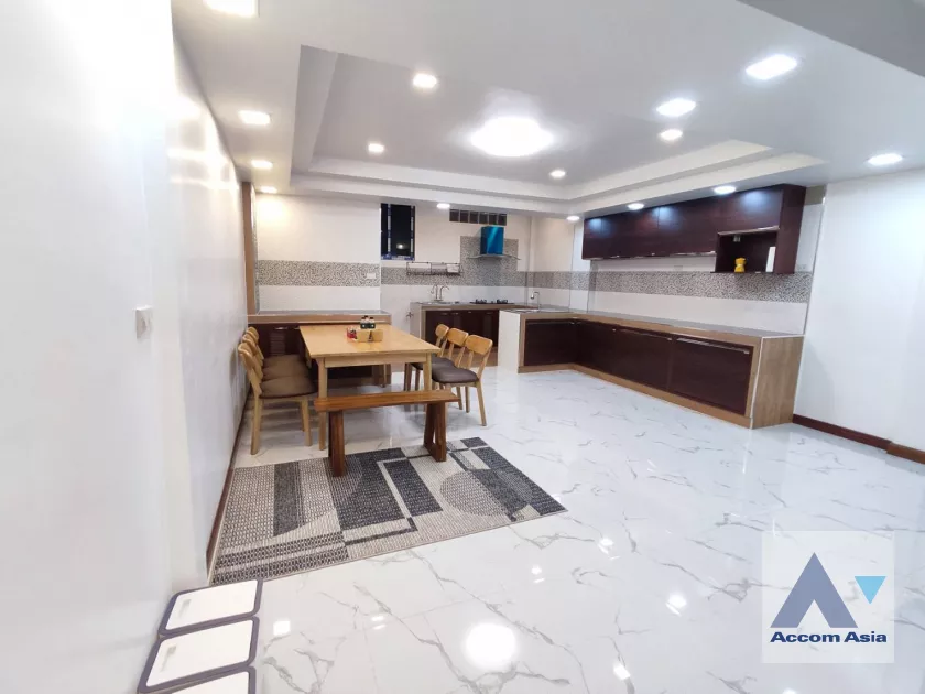  2  2 br Townhouse For Sale in bangna ,Bangkok BTS Udomsuk AA39049