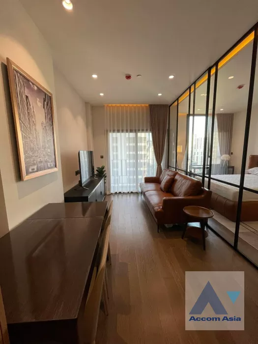  1 Bedroom  Condominium For Rent in Sukhumvit, Bangkok  near BTS Asok - MRT Sukhumvit (AA39059)