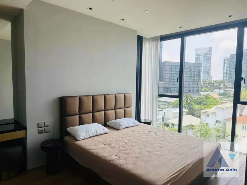  2 Bedrooms  Condominium For Rent in Sukhumvit, Bangkok  near BTS Thong Lo (AA39075)