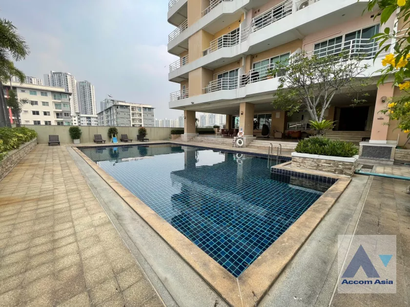 17  2 br Condominium For Sale in Ratchadaphisek ,Bangkok MRT Huai Khwang at The City Living Ratchada AA39133