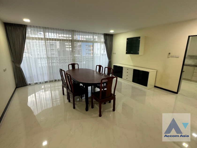  3 Bedrooms  Condominium For Rent in Sukhumvit, Bangkok  near BTS Asok - MRT Sukhumvit (AA39141)