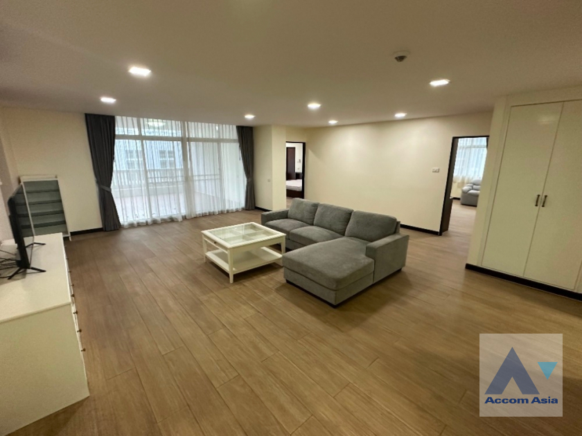  3 Bedrooms  Condominium For Rent in Sukhumvit, Bangkok  near BTS Asok - MRT Sukhumvit (AA39141)