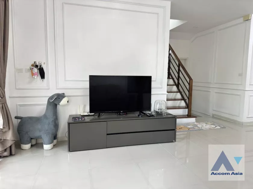 11  3 br House For Sale in Pattanakarn ,Bangkok  at Pruksa Ville 73 Patthanakan AA39184