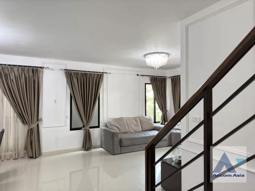 15  3 br House For Sale in Pattanakarn ,Bangkok  at Pruksa Ville 73 Patthanakan AA39184