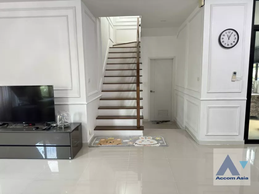 30  3 br House For Sale in Pattanakarn ,Bangkok  at Pruksa Ville 73 Patthanakan AA39184