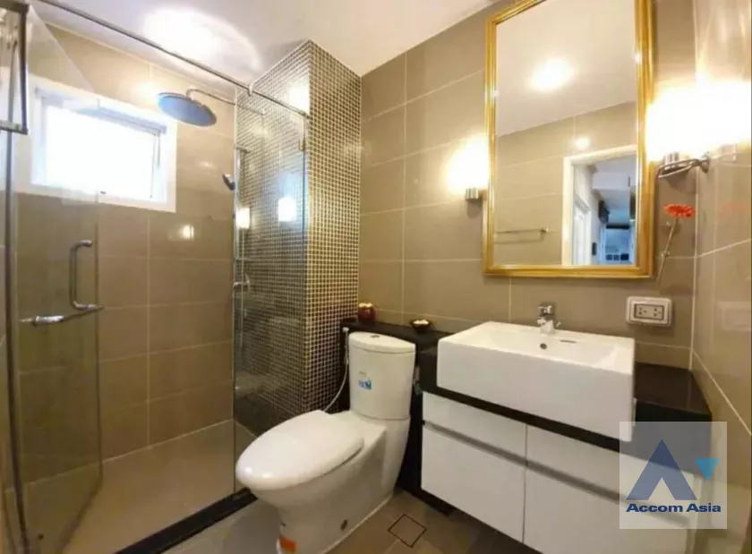 6  2 br Condominium For Sale in Ratchadapisek ,Bangkok MRT Rama 9 at Supalai Wellington AA39214